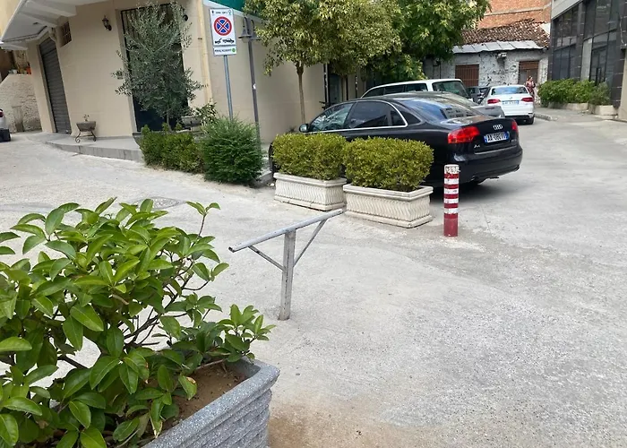 Apartamento Tirana Apartment *