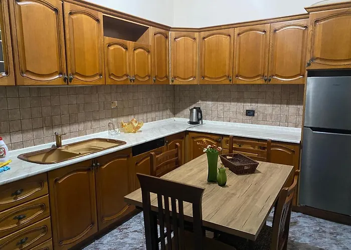 Appartement Tirana Apartment *